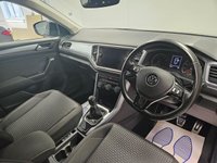 USED 2021 71 VOLKSWAGEN T-ROC 1.0 TSI Active SUV 5dr Petrol Manual Euro 6 (s/s) (110 ps) 