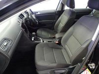 USED 2018 18 VOLKSWAGEN GOLF 1.6 TDI SE Hatchback 5dr Diesel DSG Euro 6 (s/s) (115 ps) SAT NAV CRUISE PARK ASSIST APP CONNECT