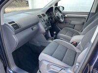 USED 2015 15 VOLKSWAGEN TOURAN 1.6 TDI SE MPV 5dr Diesel Manual Euro 5 (105 ps) www.suffolkcarcentre.co.uk - Located at Lowestoft
