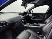 USED 2017 67 JAGUAR XE 2.0d R-Sport Saloon 4dr Diesel Auto Euro 6 (s/s) (180 ps) 