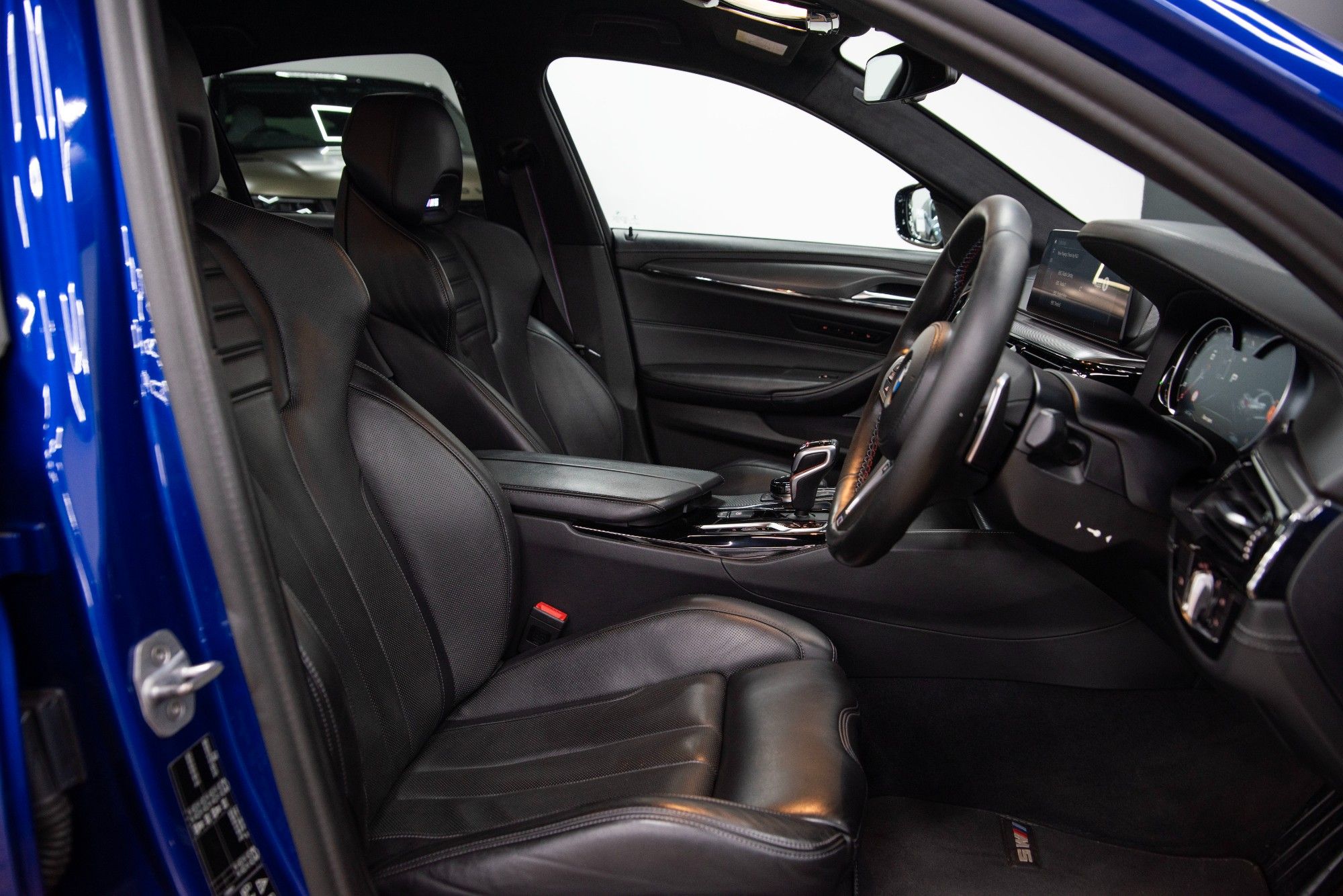USED 2019 68 BMW M5 4.4i V8 Competition Steptronic xDrive 