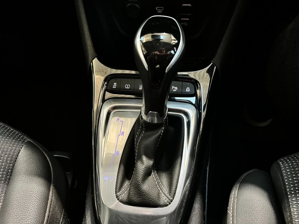 USED 2021 21 VAUXHALL CROSSLAND 1.2 Turbo Elite Nav SUV 5dr Petrol Auto Euro 6 (s/s) (130 ps) 17"ALLOYS+SAT NAV+ REAR CAMERA