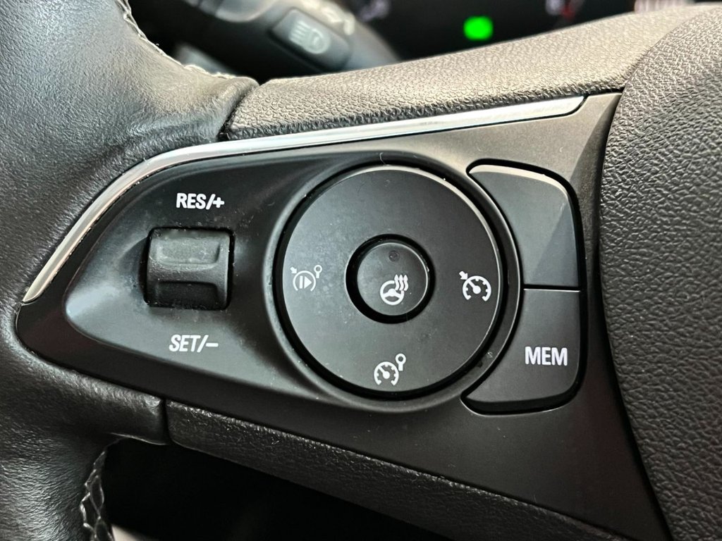 USED 2021 21 VAUXHALL CROSSLAND 1.2 Turbo Elite Nav SUV 5dr Petrol Auto Euro 6 (s/s) (130 ps) 17"ALLOYS+SAT NAV+ REAR CAMERA