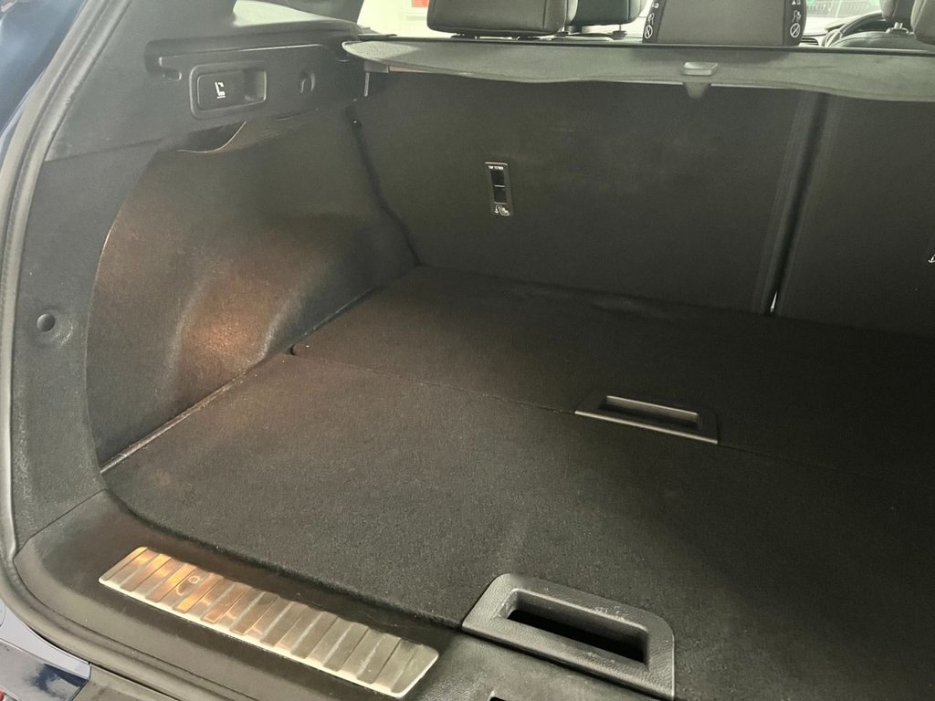 USED 2020 70 RENAULT KADJAR 1.5 Blue dCi GT Line SUV 5dr Diesel EDC Euro 6 (s/s) (115 ps) PANROOF+SATNAV+BOSE+CARPLAY