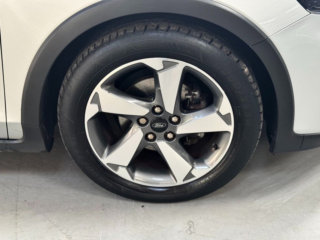 USED 2021 21 FORD FOCUS 1.0T EcoBoost Active Edition Hatchback 5dr Petrol Manual Euro 6 (s/s) (125 ps) 17"ALLOYS+SAT NAV+ F/R SENSORS