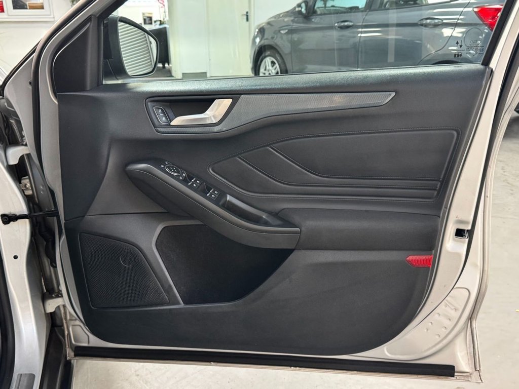 USED 2021 21 FORD FOCUS 1.0T EcoBoost Active Edition Hatchback 5dr Petrol Manual Euro 6 (s/s) (125 ps) 17"ALLOYS+SAT NAV+ F/R SENSORS