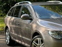 USED 2011 11 SKODA SUPERB 2.0 TDI Elegance Estate 5dr Diesel Manual 4WD Euro 5 (170 ps) 