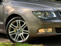 USED 2011 11 SKODA SUPERB 2.0 TDI Elegance Estate 5dr Diesel Manual 4WD Euro 5 (170 ps) 