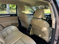 USED 2011 11 SKODA SUPERB 2.0 TDI Elegance Estate 5dr Diesel Manual 4WD Euro 5 (170 ps) 