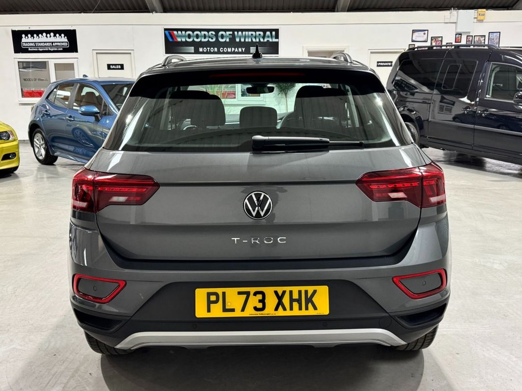 USED 2024 73 VOLKSWAGEN T-ROC 1.0 TSI Life SUV 5dr Petrol Manual Euro 6 (s/s) (110 ps) F/R SENS+DIGI COCKPIT+CAR PLAY