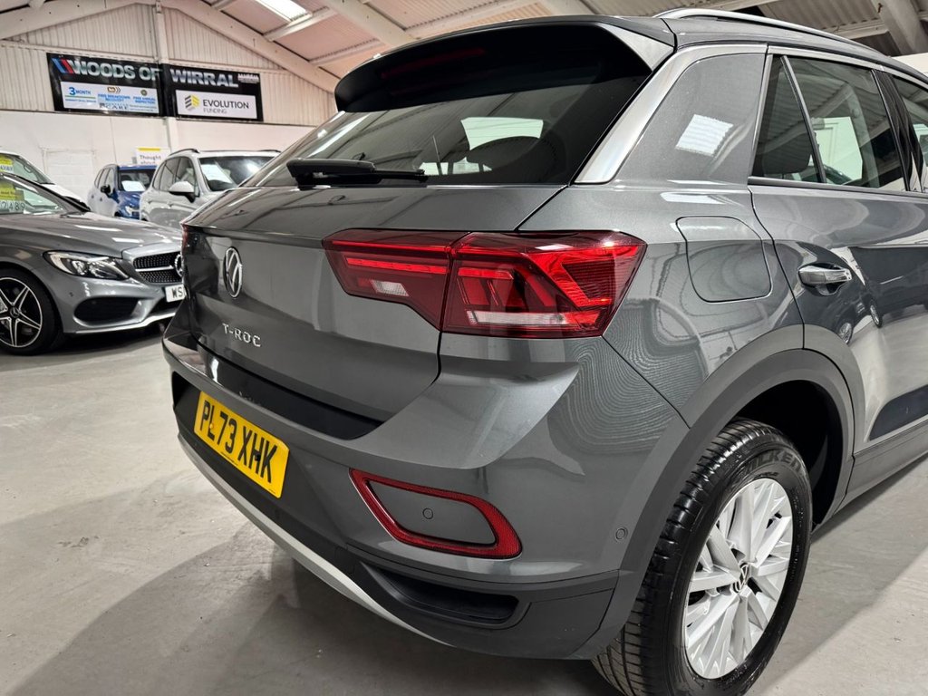 USED 2024 73 VOLKSWAGEN T-ROC 1.0 TSI Life SUV 5dr Petrol Manual Euro 6 (s/s) (110 ps) F/R SENS+DIGI COCKPIT+CAR PLAY