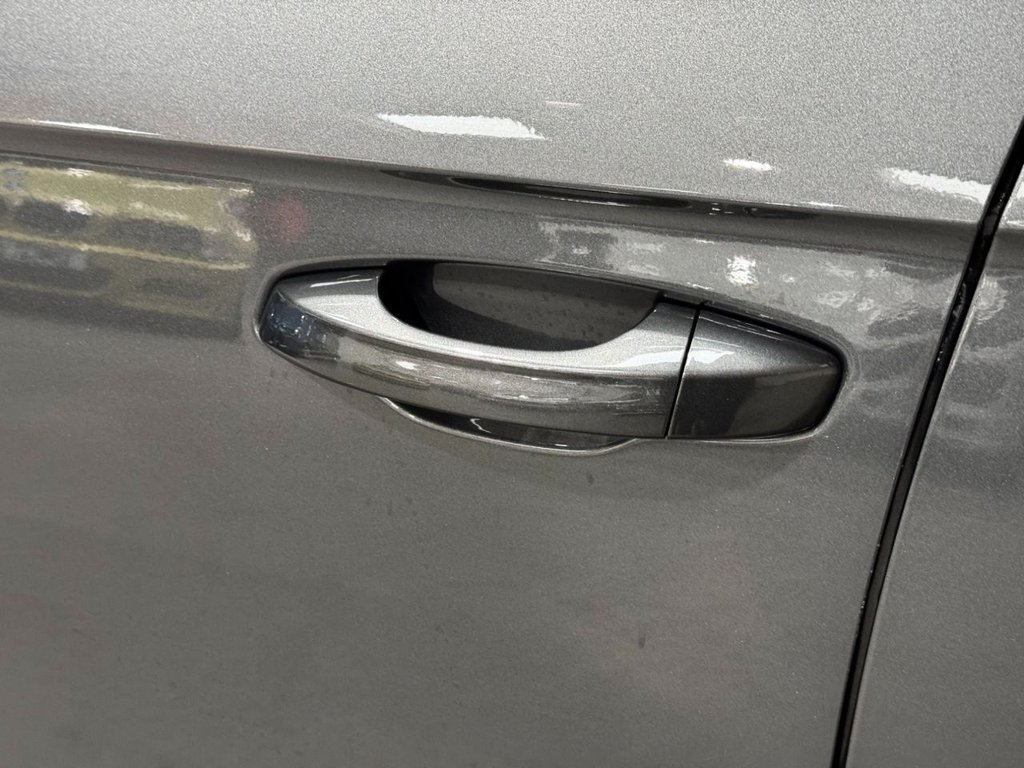 USED 2024 73 VOLKSWAGEN T-ROC 1.0 TSI Life SUV 5dr Petrol Manual Euro 6 (s/s) (110 ps) F/R SENS+DIGI COCKPIT+CAR PLAY