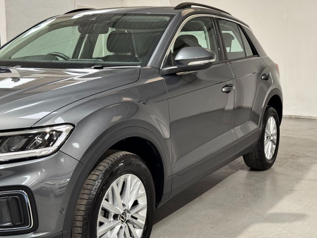 USED 2024 73 VOLKSWAGEN T-ROC 1.0 TSI Life SUV 5dr Petrol Manual Euro 6 (s/s) (110 ps) F/R SENS+DIGI COCKPIT+CAR PLAY