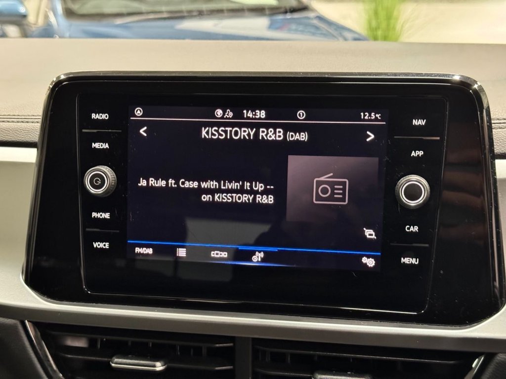 USED 2024 73 VOLKSWAGEN T-ROC 1.0 TSI Life SUV 5dr Petrol Manual Euro 6 (s/s) (110 ps) F/R SENS+DIGI COCKPIT+CAR PLAY