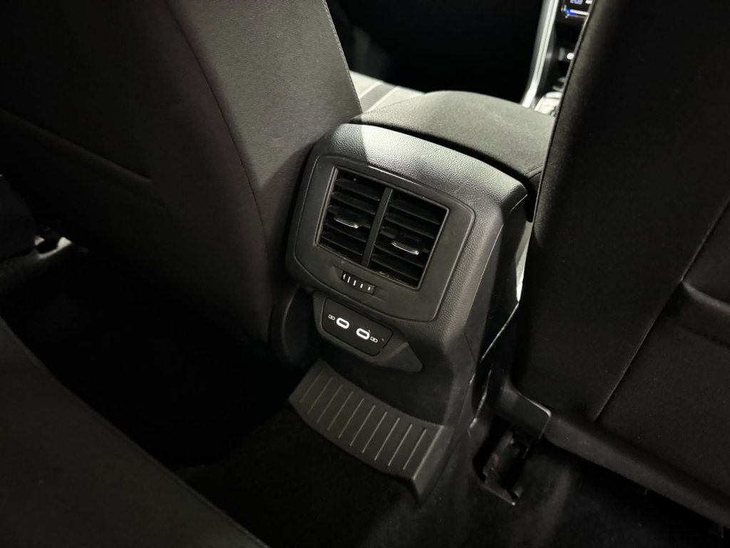 USED 2024 73 VOLKSWAGEN T-ROC 1.0 TSI Life SUV 5dr Petrol Manual Euro 6 (s/s) (110 ps) F/R SENS+DIGI COCKPIT+CAR PLAY