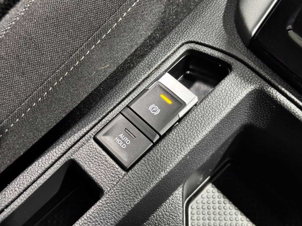 USED 2024 73 VOLKSWAGEN T-ROC 1.0 TSI Life SUV 5dr Petrol Manual Euro 6 (s/s) (110 ps) F/R SENS+DIGI COCKPIT+CAR PLAY