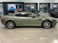 USED 2004 04 ASTON MARTIN DB9 5.9 Coupe 2dr Petrol Seq (394 g/km, 450 bhp) FSH 16 SERVICES + LOW MILEAGE + GHILLIES GREEN + MOON SHADOW LTHR!
