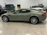 USED 2004 04 ASTON MARTIN DB9 5.9 Coupe 2dr Petrol Seq (394 g/km, 450 bhp) FSH 16 SERVICES + LOW MILEAGE + GHILLIES GREEN + MOON SHADOW LTHR!