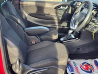 USED 2017 67 DS AUTOMOBILES DS 4 1.2 PureTech Connected Chic Hatchback 3dr Petrol EAT6 Euro 6 (s/s) (110 ps) 