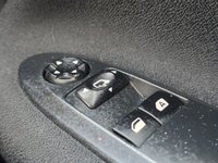 USED 2017 67 DS AUTOMOBILES DS 4 1.2 PureTech Connected Chic Hatchback 3dr Petrol EAT6 Euro 6 (s/s) (110 ps) 