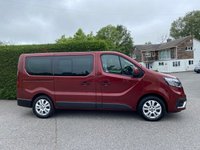 USED 2022 22 RENAULT TRAFIC SL 28 SPORT 9 SEAT MINIBUS SWB 2.0 DCI 110 BHP Higher Specification Sport Model With Loads Of Standard Features Including Air Con, 17" Alloy wheels, 8" Touch Screen, Sat Nav, Rear Parking Sensors, Electric Windows / Mirrors, Stunning Looking Minibus In Metallic  Carmin Red!