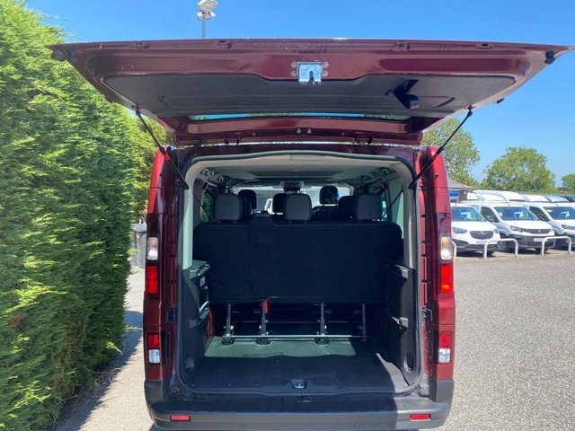 2022 RENAULT TRAFIC - Photo 10