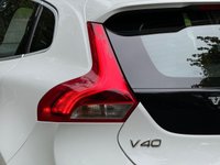USED 2015 65 VOLVO V40 2.0 D4 R-Design Nav Hatchback 5dr Diesel Manual Euro 6 (s/s) (190 ps) 