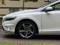 USED 2015 65 VOLVO V40 2.0 D4 R-Design Nav Hatchback 5dr Diesel Manual Euro 6 (s/s) (190 ps) 