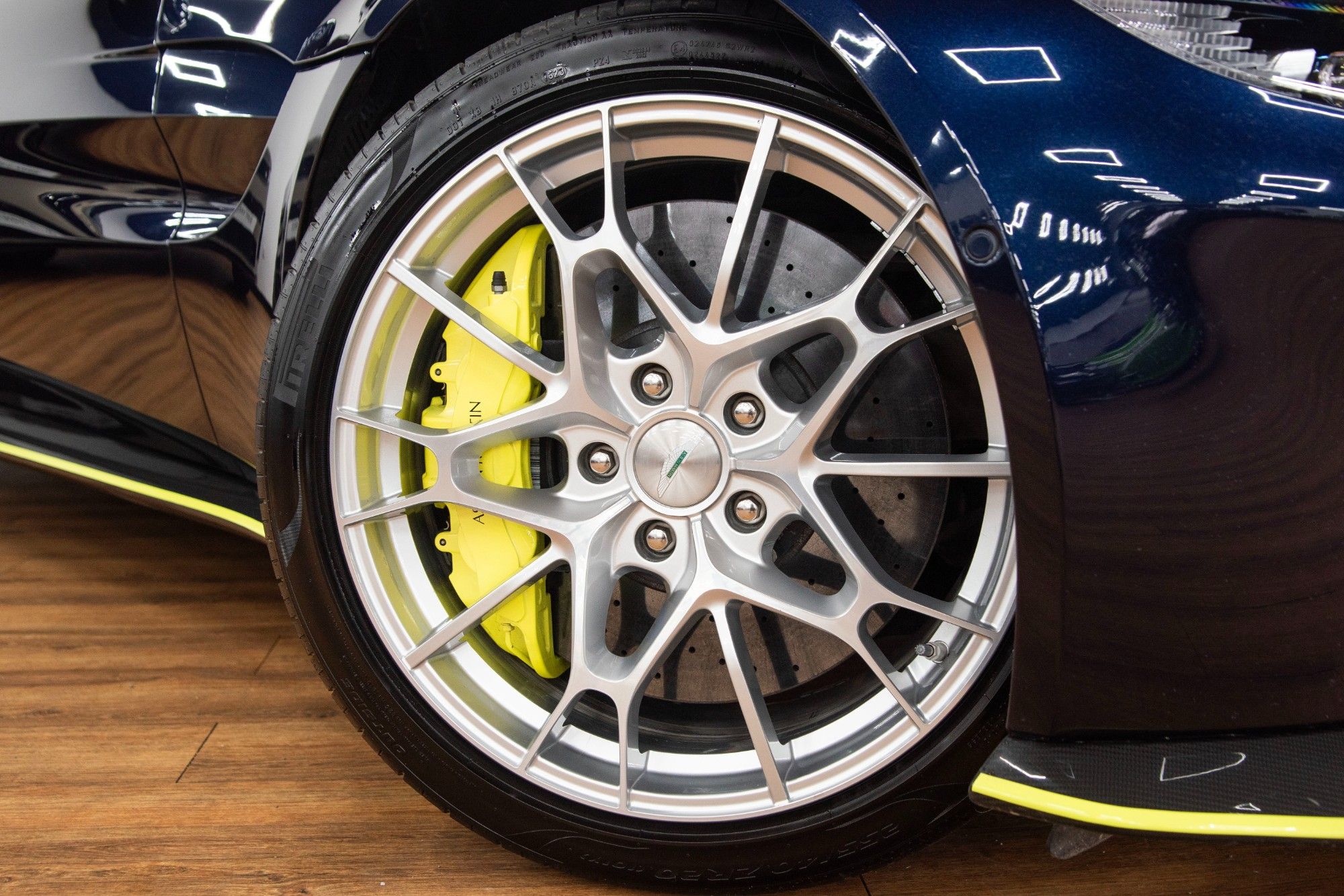 USED 2020 70 ASTON MARTIN VANTAGE 4.0 V8 AMR Hero 