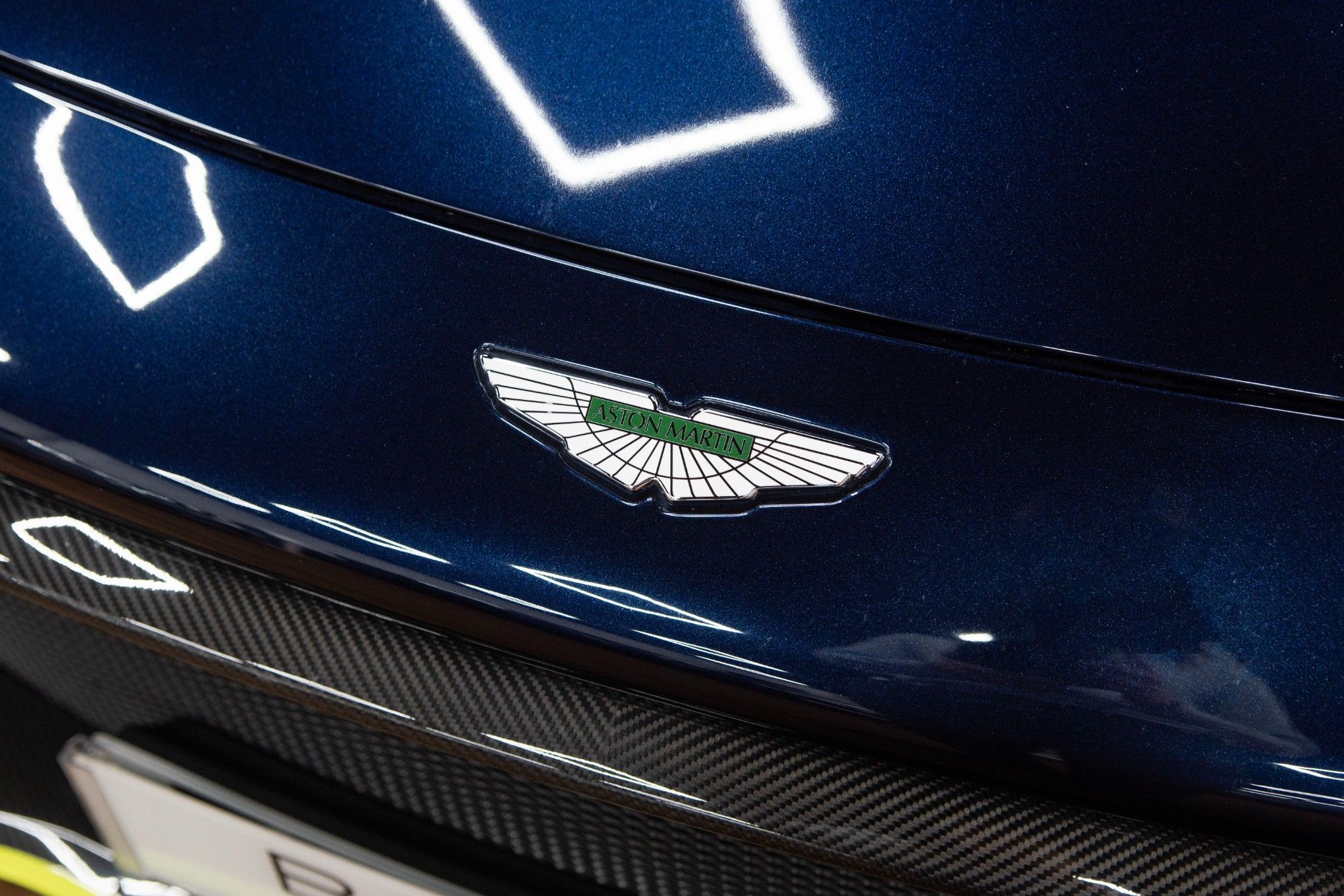 USED 2020 70 ASTON MARTIN VANTAGE 4.0 V8 AMR Hero 