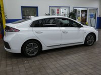 USED 2021 21 HYUNDAI IONIQ 1.6 h-GDi 8.9kWh Premium SE Hatchback 5dr Petrol Plug-in Hybrid DCT Euro 6 (s/s) (141 ps) SAT NAV LEATHER HEATED SEATS REAR VIEW CAMERA CRUISE CONTROL PARKING SENSORS 1 OWNER HYUNDAI WARRANTY TILL MAY 2026