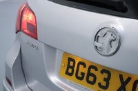 USED 2014 63 VAUXHALL ASTRA 1.7 CDTi ecoFLEX Tech Line Sports Tourer 5dr Diesel Manual Euro 5 (s/s) (110 ps) &pound;20 Tax, Satellite Navigation, Cruise Control