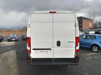 USED 2019 69 PEUGEOT BOXER 2.2 BlueHDi 435 Professional Panel Van 5dr Diesel Manual L4 H2 Euro 6 (s/s) (140 ps) 