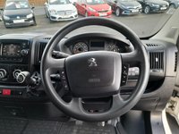 USED 2019 69 PEUGEOT BOXER 2.2 BlueHDi 435 Professional Panel Van 5dr Diesel Manual L4 H2 Euro 6 (s/s) (140 ps) 
