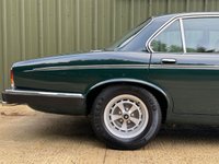 USED 1988 F DAIMLER DOUBLE SIX 5.3 Double Six Automatic Saloon 
