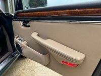 USED 1988 F DAIMLER DOUBLE SIX 5.3 Double Six Automatic Saloon 