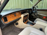 USED 1988 F DAIMLER DOUBLE SIX 5.3 Double Six Automatic Saloon 