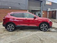 USED 2015 15 NISSAN QASHQAI 1.6 dCi Tekna SUV 5dr Diesel XTRON 2WD Euro 5 (s/s) (130 ps) Low Mileage 60156