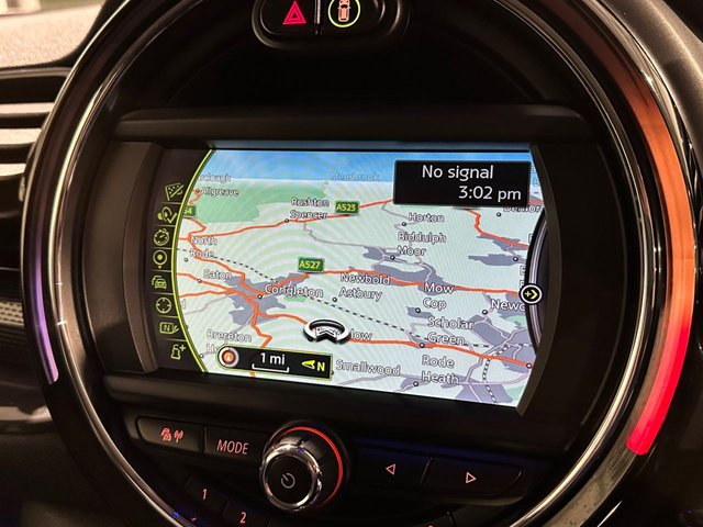 View our MINI CLUBMAN