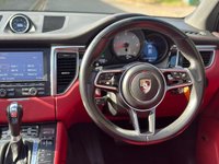 USED 2015 65 PORSCHE MACAN 3.0 TD V6 S SUV 5dr Diesel PDK 4WD Euro 6 (s/s) (258 ps) 