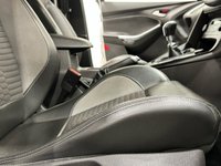 USED 2017 67 FORD FOCUS 2.0T EcoBoost ST-2 Hatchback 5dr Petrol Manual Euro 6 (s/s) (250 ps) Striking Moodust Silver , Part Leather Interior SYNC 3 Navigation,