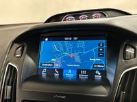 USED 2017 67 FORD FOCUS 2.0T EcoBoost ST-2 Hatchback 5dr Petrol Manual Euro 6 (s/s) (250 ps) Striking Moodust Silver , Part Leather Interior SYNC 3 Navigation,