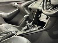 USED 2017 67 FORD FOCUS 2.0T EcoBoost ST-2 Hatchback 5dr Petrol Manual Euro 6 (s/s) (250 ps) Striking Moodust Silver , Part Leather Interior SYNC 3 Navigation,