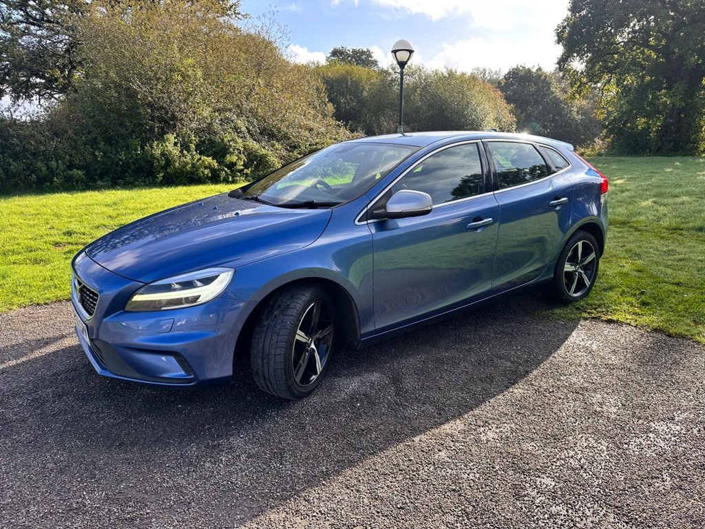 2016 Volvo V40 RDesign £6,395
