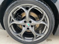USED 2017 ALFA ROMEO GIULIA 2.0T Veloce Saloon 4dr Petrol Auto Euro 6 (s/s) (280 ps) ...STUNNING VELOCEFOGLIO..