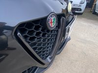 USED 2017 ALFA ROMEO GIULIA 2.0T Veloce Saloon 4dr Petrol Auto Euro 6 (s/s) (280 ps) ...STUNNING VELOCEFOGLIO..