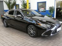 USED 2022 22 LEXUS ES 2.5 300h Saloon 4dr Petrol Hybrid E-CVT Euro 6 (s/s) (218 ps) SAT NAV LEATHER HEATED SEATS STEERING WHEEL REAR VIEW CAMERA SUNROOF 1 OWNER SERVICE HISTORY LEXUS WARRANTY TILL 2032
