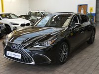 USED 2022 22 LEXUS ES 2.5 300h Saloon 4dr Petrol Hybrid E-CVT Euro 6 (s/s) (218 ps) SAT NAV LEATHER HEATED SEATS STEERING WHEEL REAR VIEW CAMERA SUNROOF 1 OWNER SERVICE HISTORY LEXUS WARRANTY TILL 2032