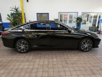 USED 2022 22 LEXUS ES 2.5 300h Saloon 4dr Petrol Hybrid E-CVT Euro 6 (s/s) (218 ps) SAT NAV LEATHER HEATED SEATS STEERING WHEEL REAR VIEW CAMERA SUNROOF 1 OWNER SERVICE HISTORY LEXUS WARRANTY TILL 2032