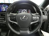 USED 2022 22 LEXUS ES 2.5 300h Saloon 4dr Petrol Hybrid E-CVT Euro 6 (s/s) (218 ps) SAT NAV LEATHER HEATED SEATS STEERING WHEEL REAR VIEW CAMERA SUNROOF 1 OWNER SERVICE HISTORY LEXUS WARRANTY TILL 2032